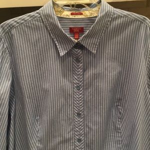 Cotton stretch poplin blue shirt. Talbots 2X.